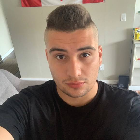 Meet your Posher, Carl - Picture 1 of 1